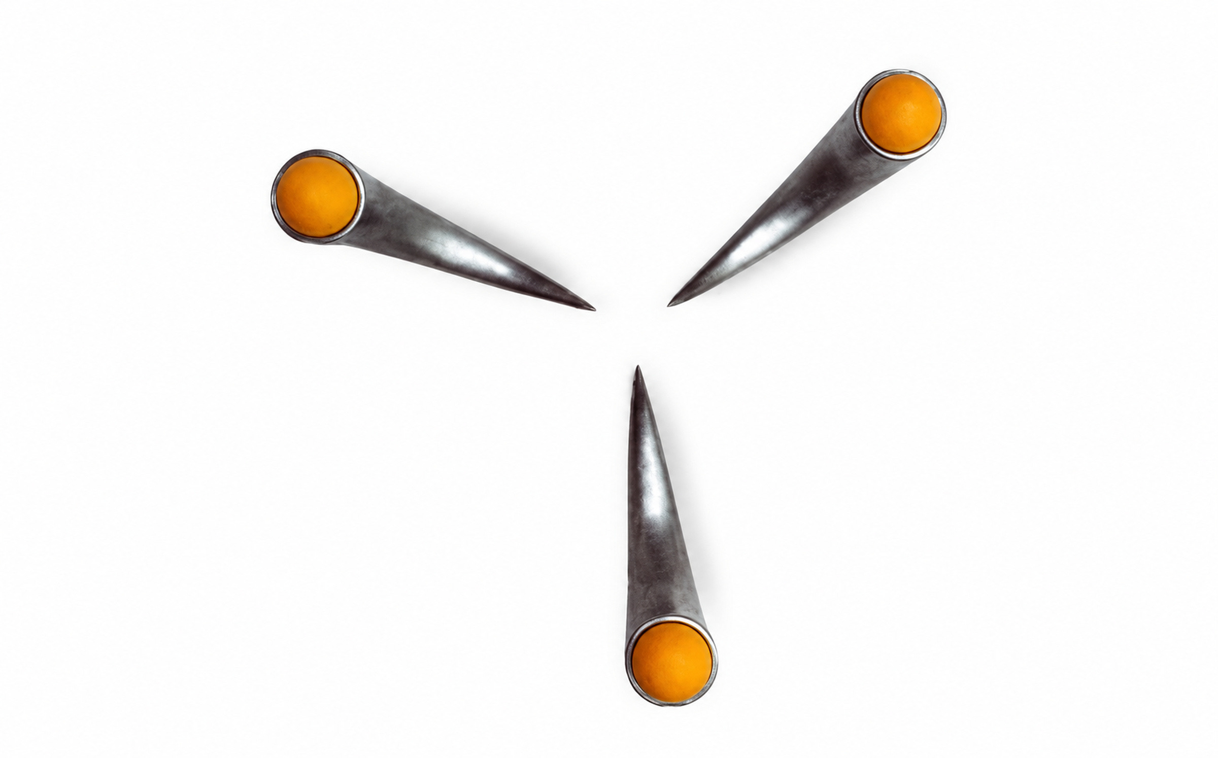 Untitled, 1995, Cast Aluminum and Resin. Each: 21.5" (55cm). Wall space 4' (122cm x 122cm). Edition of 3. - Sculpture by Tom Bell